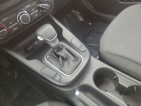 Used 2023 Kia Soul LX FWD image 20