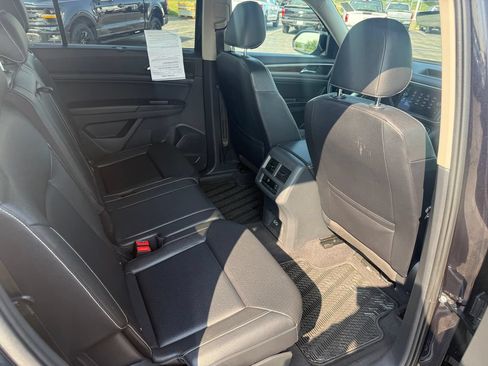 Used 2021 Volkswagen Atlas SE w/ Towing Package AWD/4WD image 20