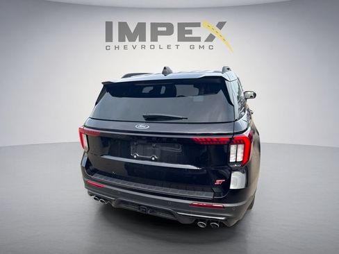 Used 2025 Ford Explorer ST AWD/4WD image 4