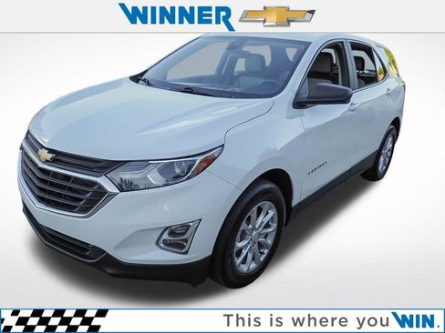 Certified 2021 Chevrolet Equinox LS FWD image 1