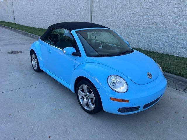 Used 2006 Volkswagen Beetle Convertible w/ Package 2 FWD image 10