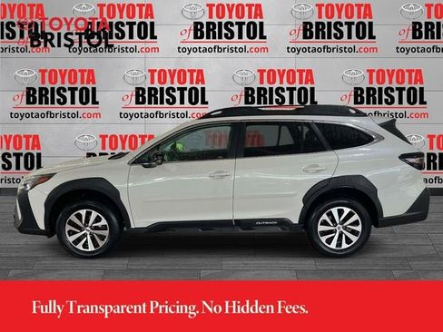 Used 2024 Subaru Outback Premium AWD/4WD image 7