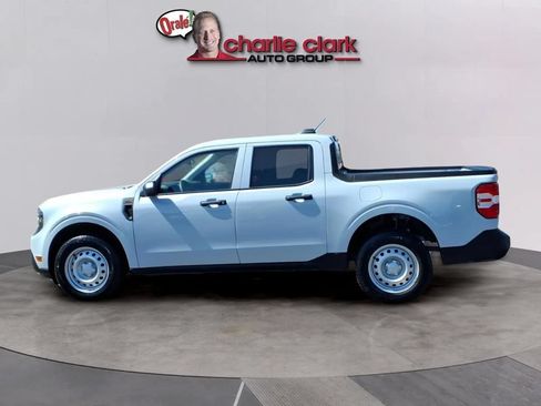 Used 2025 Ford Maverick XL FWD image 2