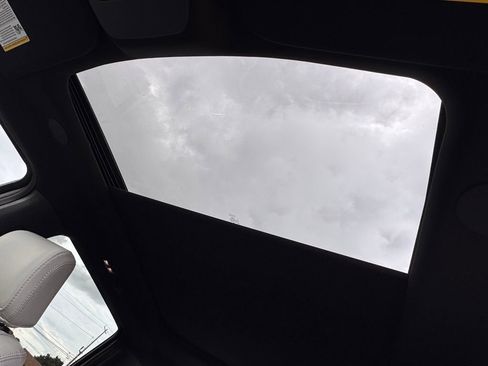 New 2025 Ford F150 Lightning Platinum image 20