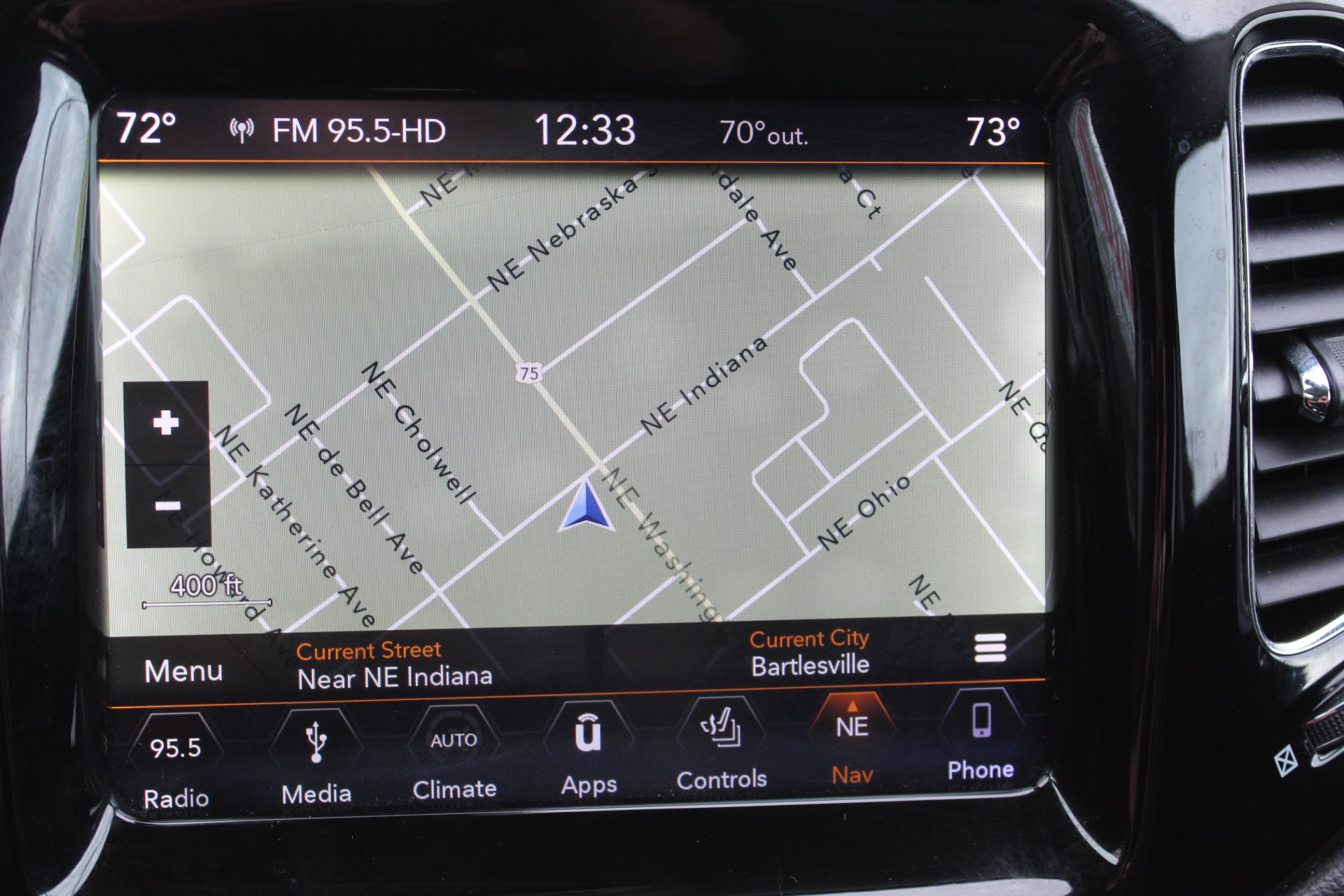 Used 2018 Jeep Compass Limited w/ Navigation Group AWD/4WD image 37