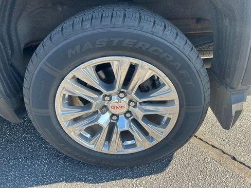 Used 2020 GMC Sierra 1500 Denali w/ Driver Alert Package II AWD/4WD image 10