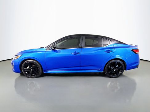 Used 2024 Nissan Sentra SR w/ SR Premium Package FWD image 6
