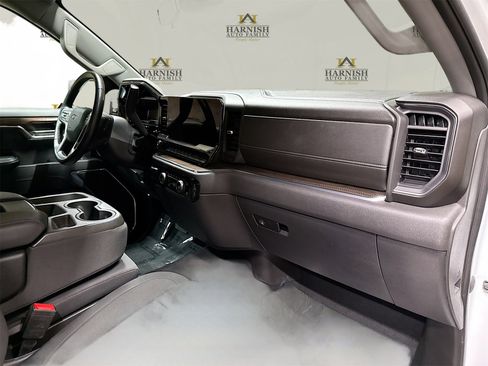 Used 2023 Chevrolet Silverado 1500 LT Trail Boss w/ Protection Package image 29