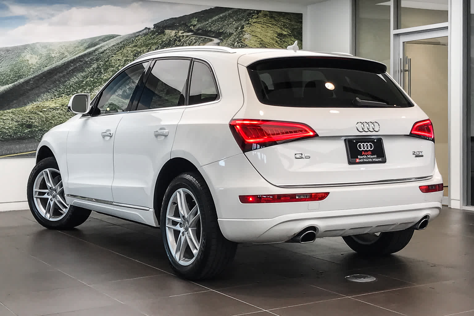 Used 2016 Audi Q5 2.0T Premium AWD/4WD image 9