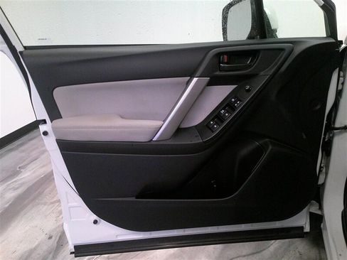 Used 2015 Subaru Forester 2.5i Premium w/ All-Weather Package image 26