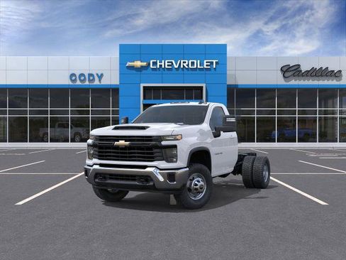 New 2026 Chevrolet Silverado 3500 W/T w/ WT Convenience Package image 8