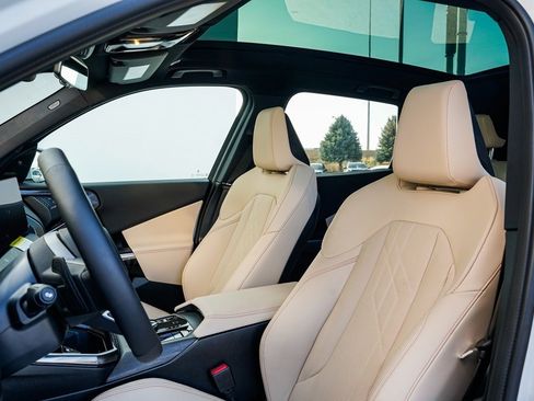 Used 2026 BMW X3 xDrive30 w/ M Sport Package image 16