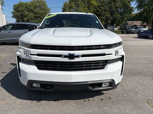 Used 2022 Chevrolet Silverado 1500 RST AWD/4WD image 2