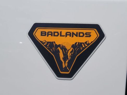 New 2026 Ford Bronco Badlands AWD/4WD image 9