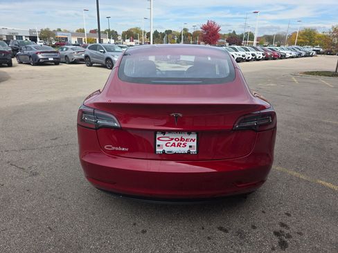 Used 2018 Tesla Model 3 Long Range image 4