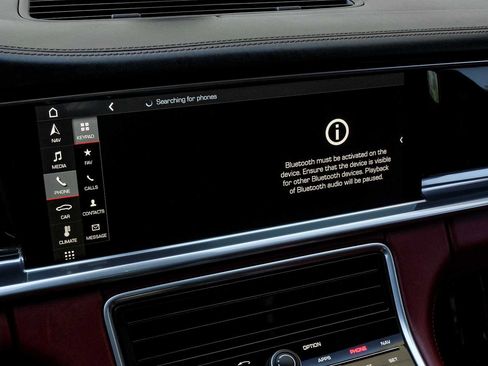 Used 2018 Porsche Panamera 4S image 38