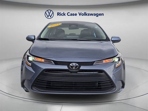 Used 2023 Toyota Corolla LE image 5