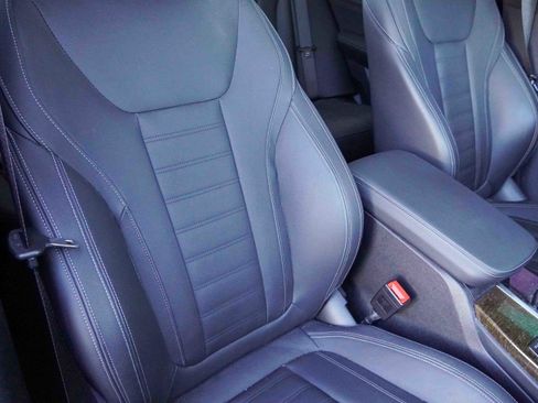 Used 2019 BMW X3 xDrive30i w/ Executive Package image 13