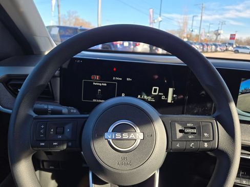 Used 2026 Nissan Kicks SV w/ Cold Weather Package AWD/4WD image 29