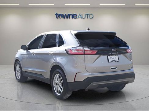 Used 2022 Ford Edge SEL AWD/4WD image 3