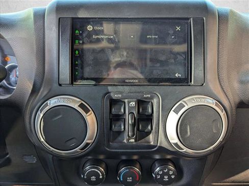 Used 2016 Jeep Wrangler Unlimited Sahara w/ Connectivity Group AWD/4WD image 14