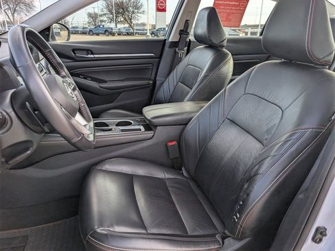 Certified 2023 Nissan Altima 2.5 SR w/ SR Premium Package image 25