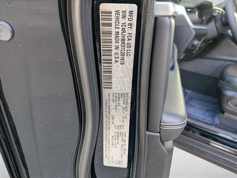 New 2026 Jeep Grand Cherokee Limited image 17