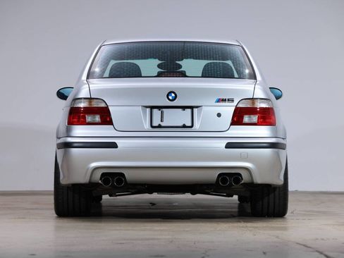 Used 2002 BMW M5 image 6