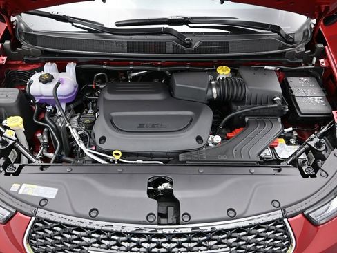 New 2026 Chrysler Pacifica Select image 24