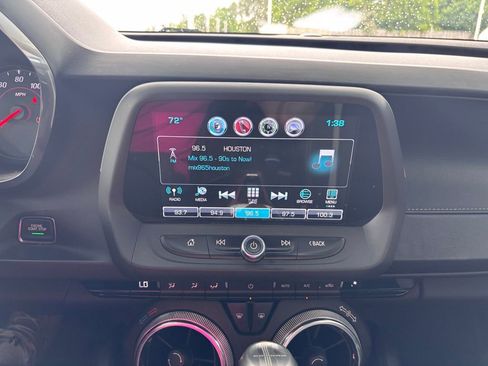 Used 2017 Chevrolet Camaro SS RWD image 21