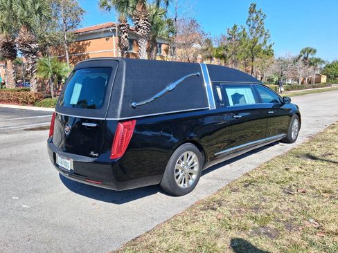 Used 2014 Cadillac XTS Hearse FWD image 6