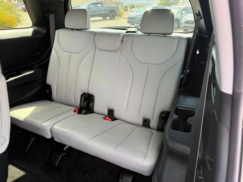 Used 2024 Hyundai Palisade SEL FWD image 38