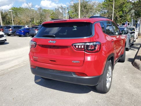 Used 2023 Jeep Compass Latitude image 7