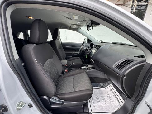 Used 2025 Mitsubishi Outlander Sport AWD image 10
