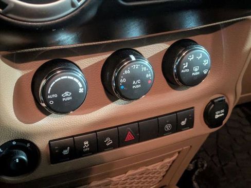 Used 2017 Jeep Wrangler Unlimited Sahara w/ Max Tow Package image 14