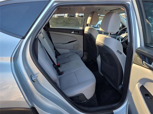 Used 2019 Hyundai Tucson Value image 32