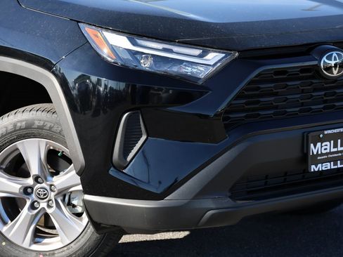 Certified 2025 Toyota RAV4 XLE image 6