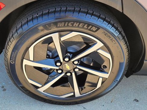 New 2026 Chevrolet Equinox EV LT image 5