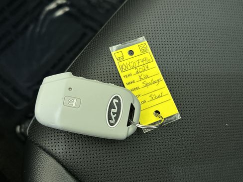 Used 2024 Kia Sportage X-Line w/ X-Line Premium Package image 33