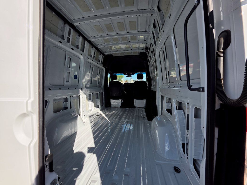 Used 2026 Mercedes-Benz Sprinter 2500 image 12