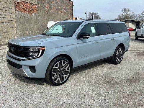New 2026 Ford Expedition Max Platinum image 10