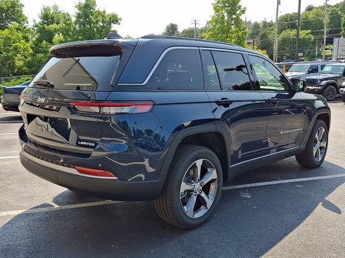 New 2026 Jeep Grand Cherokee Limited AWD/4WD image 3