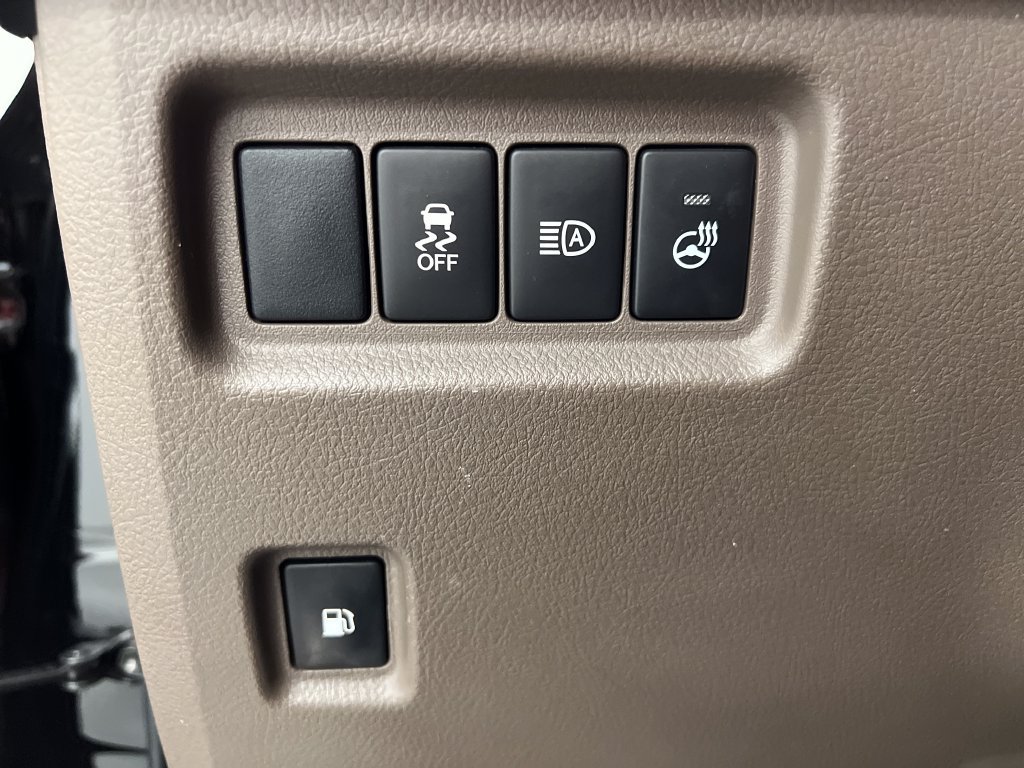 Used 2022 Lexus GX 460 Premium w/ Accessory Package AWD/4WD image 53
