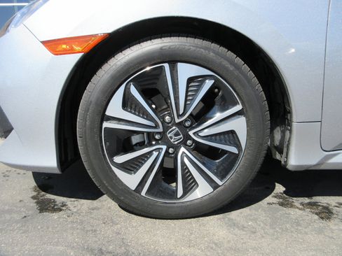 Used 2016 Honda Civic EX-L image 18