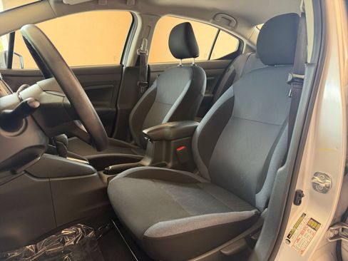 Used 2025 Nissan Versa SV FWD image 22