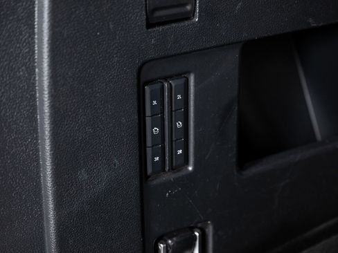 Used 2019 Lincoln Navigator Reserve image 22