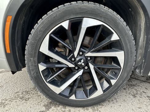 Used 2022 Mitsubishi Outlander SEL image 11