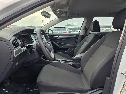 Used 2019 Volkswagen Jetta S image 21