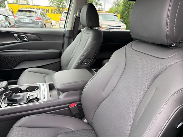 New 2026 Kia Carnival SX Prestige FWD image 18