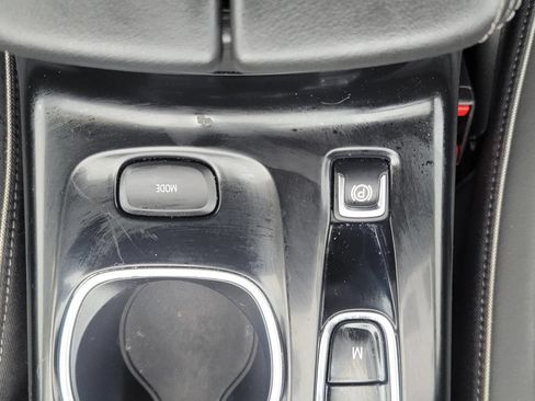 Used 2023 Buick Envision Essence FWD image 31